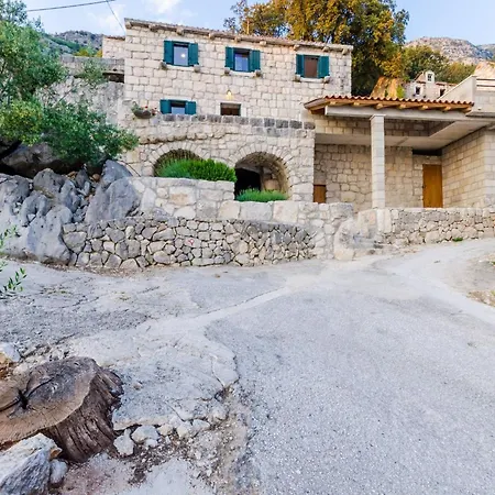 Luciana - Two Bedroom With Swimming Pool And Sea View Vila *