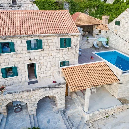 Luciana - Two Bedroom With Swimming Pool And Sea View Gruda