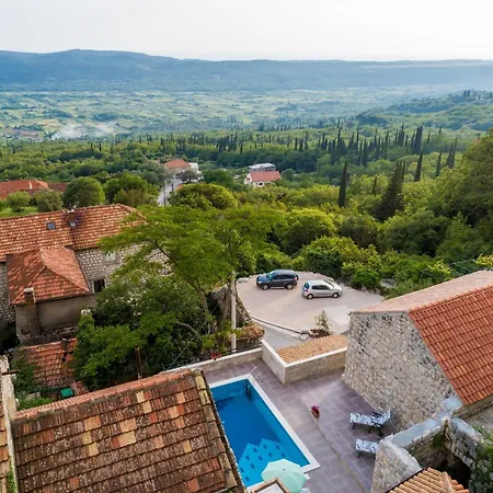 Vila Luciana - Two Bedroom With Swimming Pool And Sea View Gruda