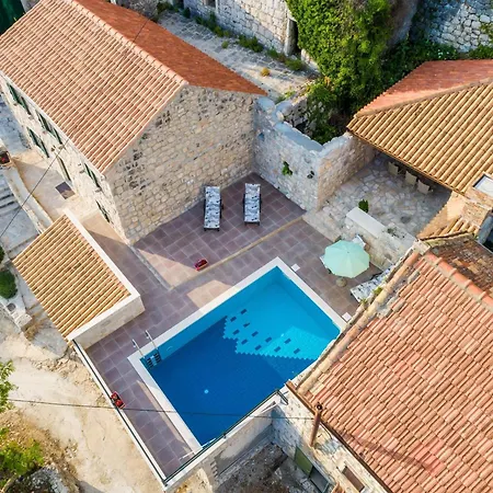 Luciana - Two Bedroom With Swimming Pool And Sea View Gruda